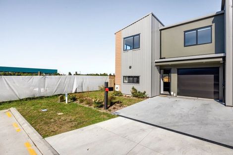 Photo of property in 15 Jacks Landing Drive, Hamilton Lake, Hamilton, 3204