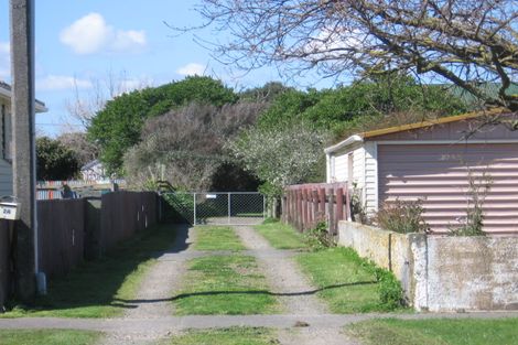 Photo of property in 2a Easton Street, Foxton, 4814