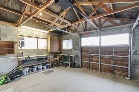 Photo of property in 14 Montgomery Street, Levin, 5510