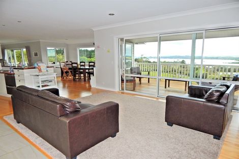 Photo of property in 204 Rangitane Road, Kerikeri, 0294