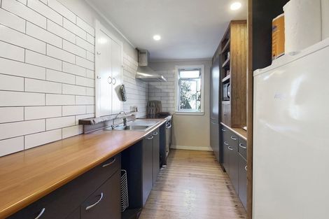 Photo of property in 5 Taylor Road, Te Kamo, Whangarei, 0112