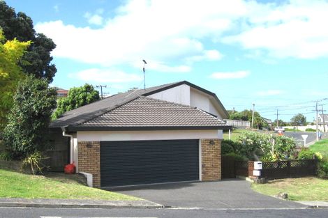 Photo of property in 1/32 Bevyn Street, Castor Bay, Auckland, 0620