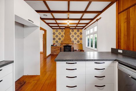 Photo of property in 21 Morrissey Street, Hawera, 4610