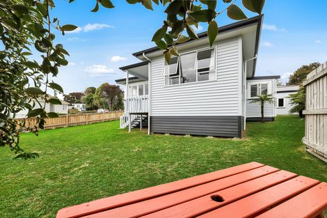 Photo of property in 137 Collins Avenue, Te Awamutu, 3800