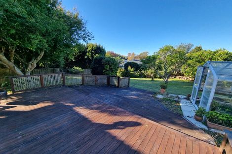 Photo of property in 10 Linley Place, Hillcrest, Auckland, 0627