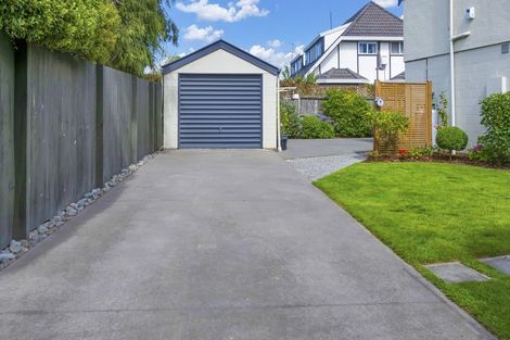 Photo of property in 107 Windermere Road, Papanui, Christchurch, 8053
