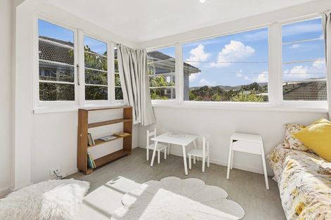 Photo of property in 20a Larsen Crescent, Tawa, Wellington, 5028