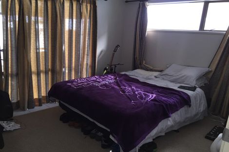 Photo of property in 15a Correa Court, Goodwood Heights, Auckland, 2105