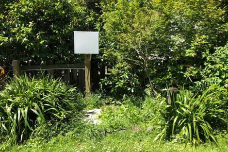 Photo of property in 9 Milton Terrace, Picton, 7220