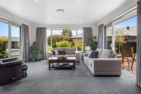 Photo of property in 7 Serama Place, Burwood, Christchurch, 8083