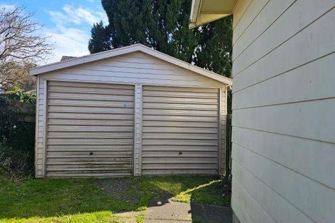 Photo of property in 2 Tuna Place, Manurewa, Auckland, 2102
