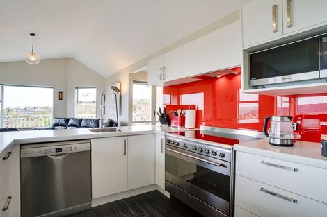 Photo of property in 5 Larkins Street, Helensburgh, Dunedin, 9010