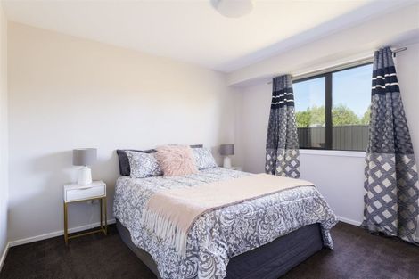 Photo of property in 43 Awa Toru Drive, Fairfield, Dunedin, 9018