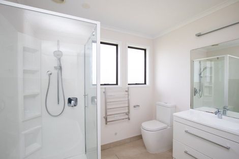 Photo of property in 7 Miller Place, Ngatea, 3503