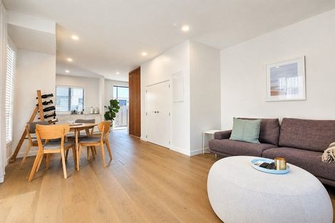 Photo of property in 5/323 Riverside Drive, Waterloo, Lower Hutt, 5011