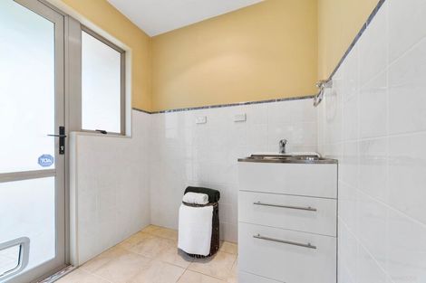 Photo of property in 79 Aeroview Drive, Beach Haven, Auckland, 0626