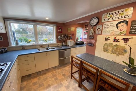 Photo of property in 213 Talbot Street, Geraldine, 7930