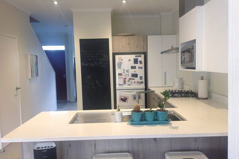 Photo of property in 114 Hobsonville Point Road, Hobsonville, Auckland, 0616