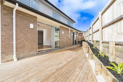 Photo of property in 49 Sari Place, Massey, Auckland, 0614