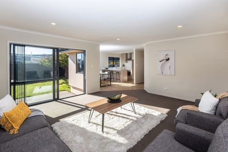 Photo of property in 270 Travis Road, New Brighton, Christchurch, 8083