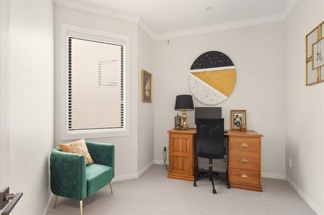 Photo of property in 15 Saint Clair Place, Papamoa Beach, Papamoa, 3118