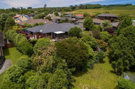Photo of property in 35 Hoyte Place, Pukehangi, Rotorua, 3015