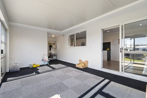 Photo of property in 23 Phillips Street, Sanson, 4817