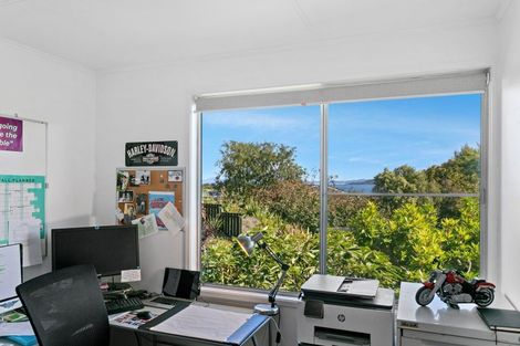 Photo of property in 11 Chesham Avenue, Waipahihi, Taupo, 3330