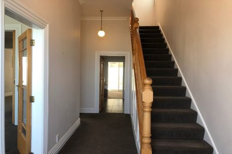 Photo of property in 5 Moeller Street, Mount Victoria, Wellington, 6011