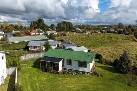Photo of property in 10 Menzies Place, Paeroa, 3600