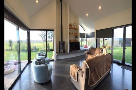 Photo of property in 48 Sherwood Road, Makikihi, Waimate, 7978
