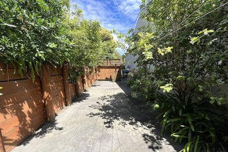 Photo of property in 34 Molyneux Close, Whitby, Porirua, 5024