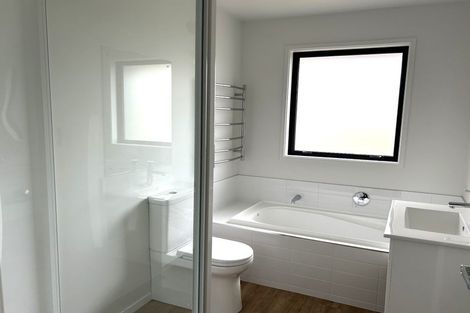 Photo of property in 77 Northmoor Boulevard, Rolleston, 7615