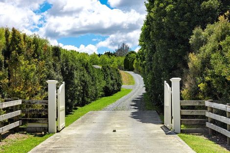 Photo of property in 70a Pebble Brook Road, Waitoki, Silverdale, 0994