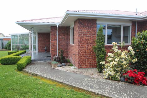 Photo of property in 12 Doon Street, Oamaru North, Oamaru, 9400