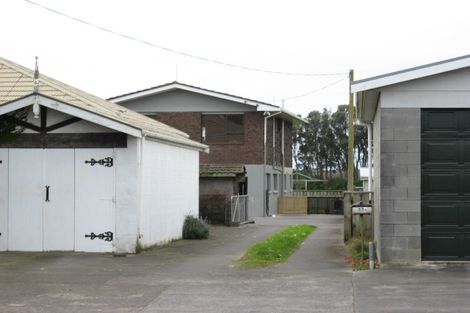 Photo of property in 33a Fitzroy Road, Fitzroy, New Plymouth, 4312