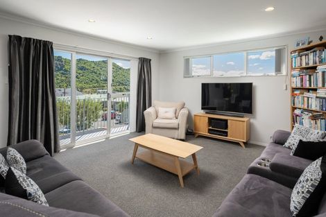 Photo of property in 4a Rutland Street, Picton, 7220