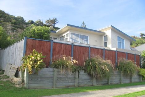 Photo of property in 129 Eskdale Road, Papakowhai, Porirua, 5024