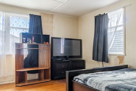 Photo of property in 30 Cambridge Terrace, Kaiti, Gisborne, 4010