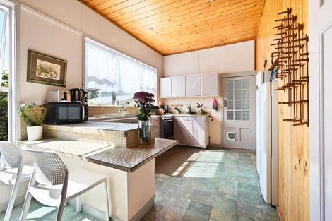 Photo of property in 110 Foster Road, Temple View, Hamilton, 3290