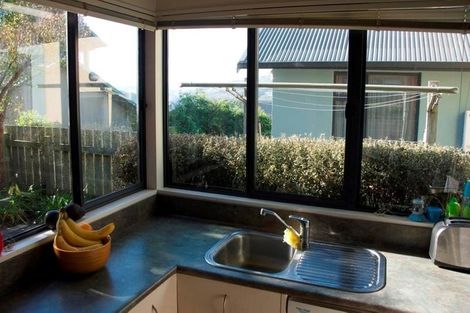 Photo of property in 6b Atamira Close, Churton Park, Wellington, 6037