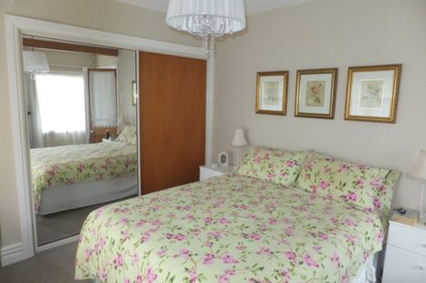 Photo of property in 26 Augusta Street, Redcliffs, Christchurch, 8081