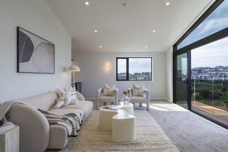 Photo of property in 52 Streamview Way, Long Bay, Auckland, 0630