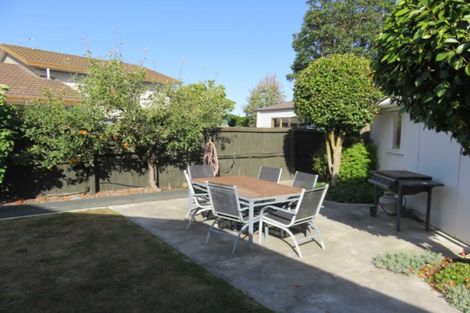 Photo of property in 16 Cam Place, Harewood, Christchurch, 8051