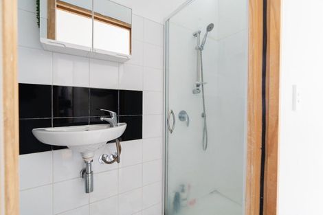 Photo of property in 142 Ravenswood Road, Saint Clair, Dunedin, 9012