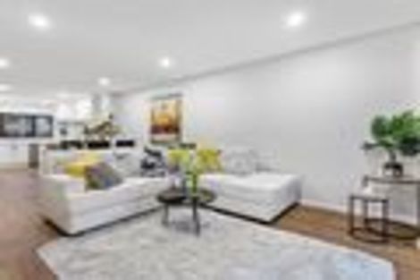 Photo of property in 17 Millcroft Lane, Ranui, Auckland, 0612