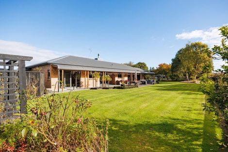 Photo of property in 38 Brandon Hall Road, Bulls, 4894