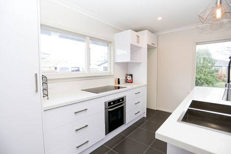 Photo of property in 4 Cromer Place, New Brighton, Christchurch, 8062