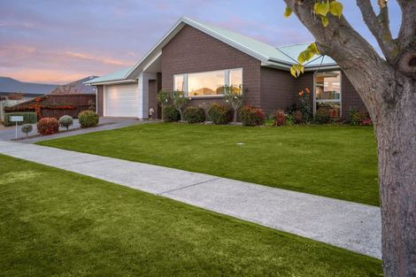 Photo of property in 23 Huntingdon Drive, Rangiora, 7400