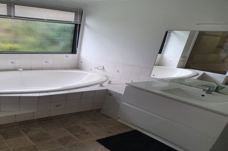 Photo of property in 18 Esmae Place, Dinsdale, Hamilton, 3204